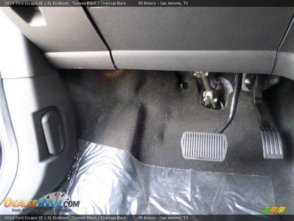 2014 Ford Escape SE 1.6L EcoBoost Tuxedo Black / Charcoal Black Photo #24