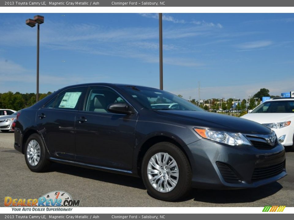 2013 Toyota Camry LE Magnetic Gray Metallic / Ash Photo #3