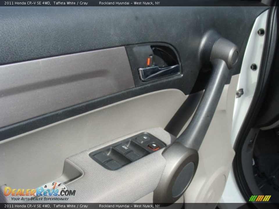 2011 Honda CR-V SE 4WD Taffeta White / Gray Photo #8