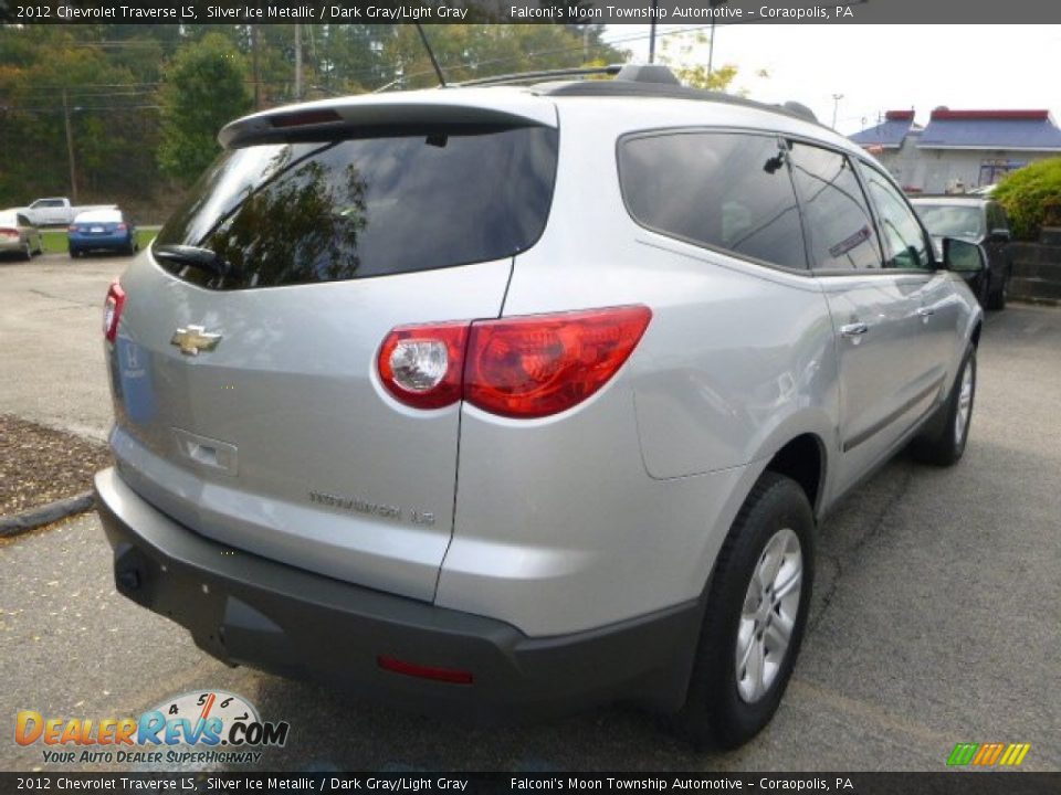 2012 Chevrolet Traverse LS Silver Ice Metallic / Dark Gray/Light Gray Photo #5