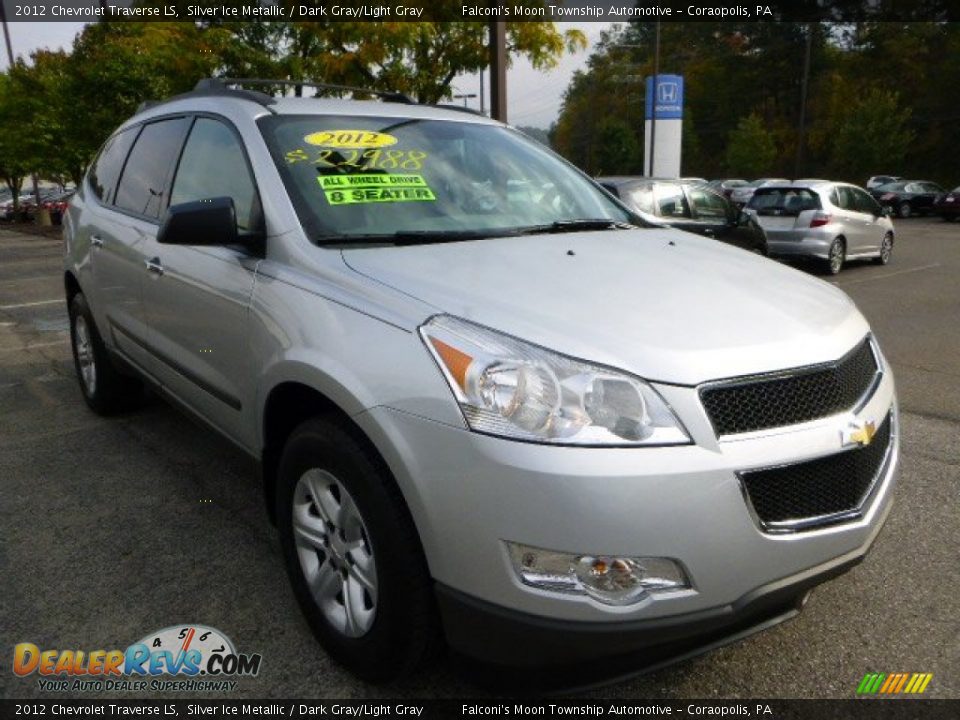 2012 Chevrolet Traverse LS Silver Ice Metallic / Dark Gray/Light Gray Photo #7