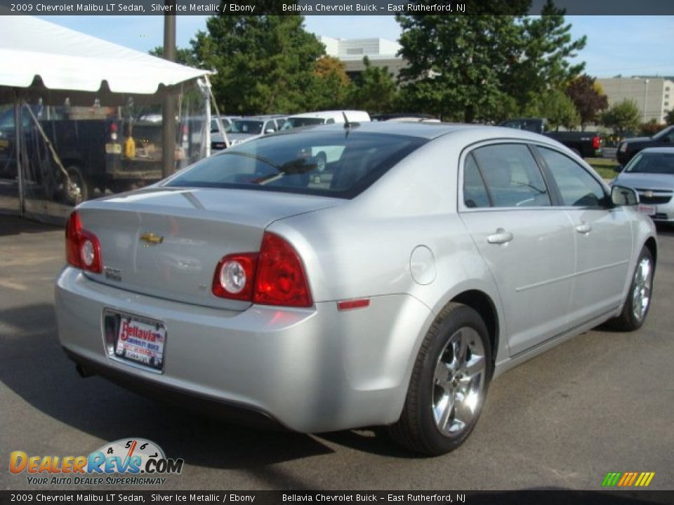 2009 Chevrolet Malibu LT Sedan Silver Ice Metallic / Ebony Photo #4