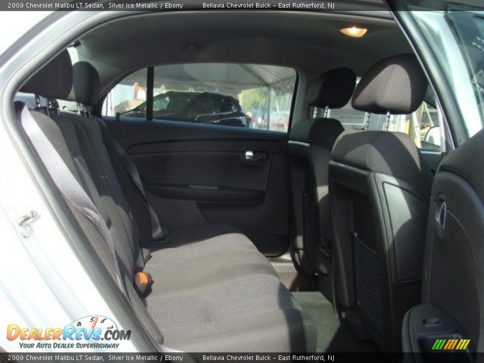 2009 Chevrolet Malibu LT Sedan Silver Ice Metallic / Ebony Photo #12