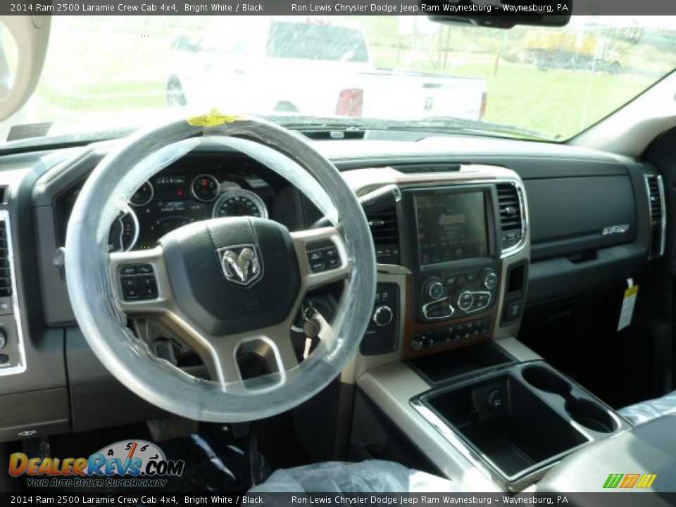 2014 Ram 2500 Laramie Crew Cab 4x4 Bright White / Black Photo #13