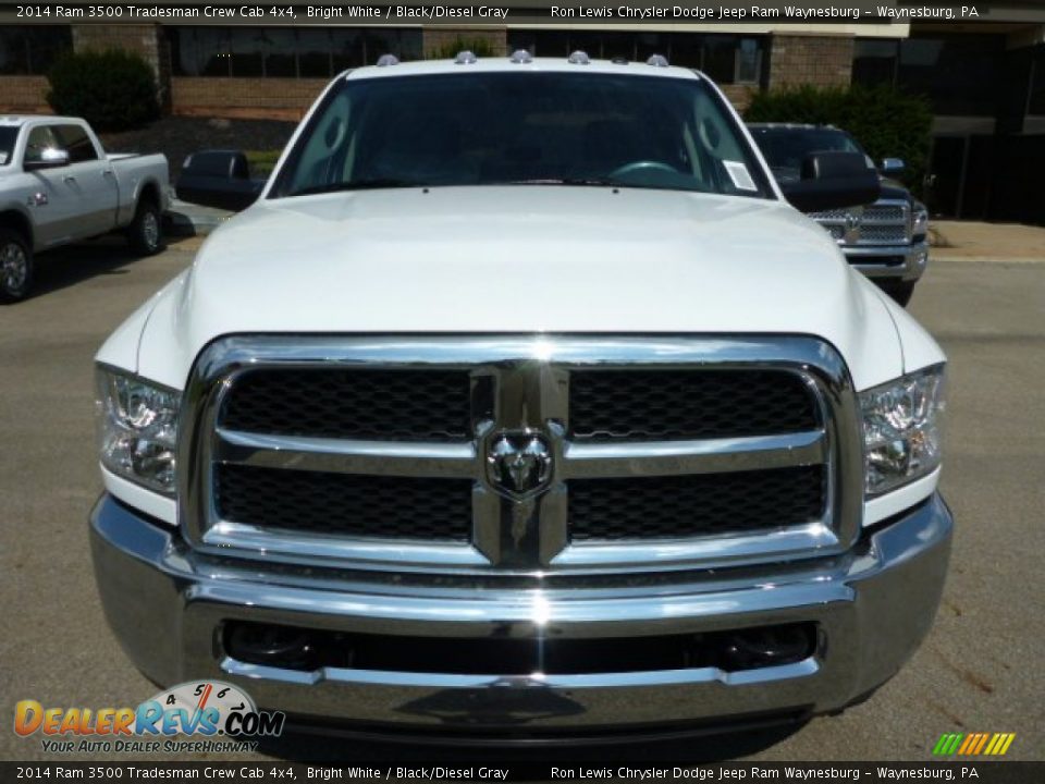 2014 Ram 3500 Tradesman Crew Cab 4x4 Bright White / Black/Diesel Gray Photo #9