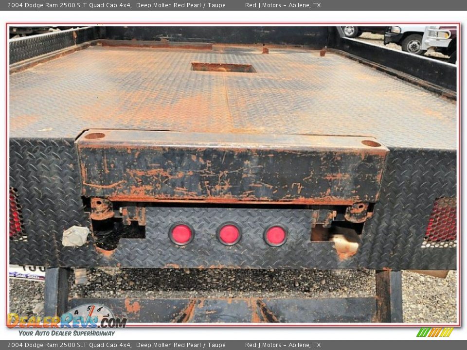2004 Dodge Ram 2500 SLT Quad Cab 4x4 Deep Molten Red Pearl / Taupe Photo #31
