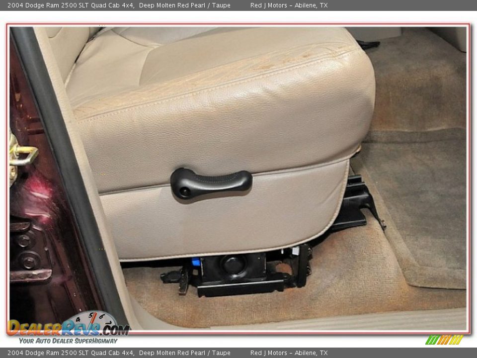 2004 Dodge Ram 2500 SLT Quad Cab 4x4 Deep Molten Red Pearl / Taupe Photo #33