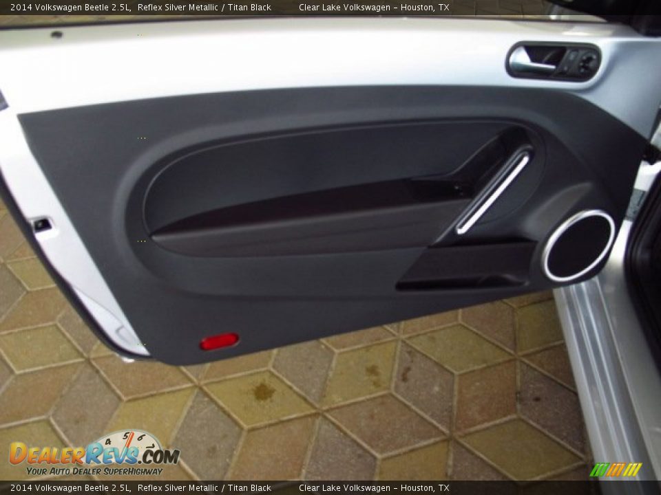 2014 Volkswagen Beetle 2.5L Reflex Silver Metallic / Titan Black Photo #9