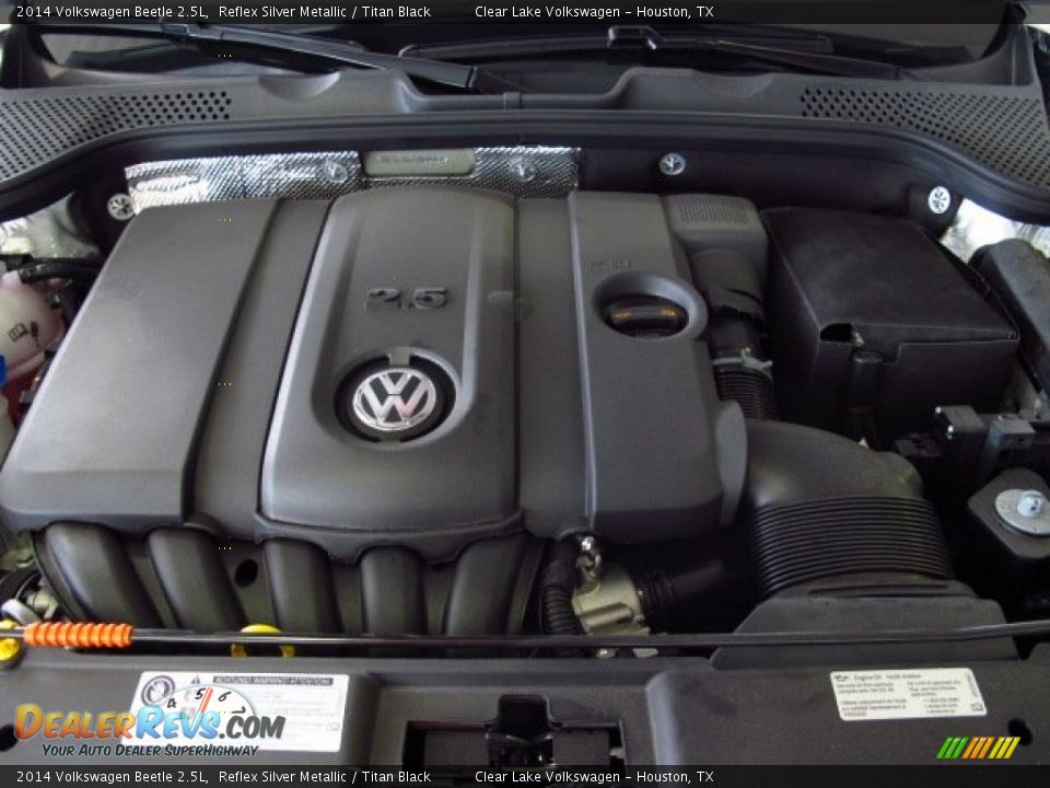2014 Volkswagen Beetle 2.5L Reflex Silver Metallic / Titan Black Photo #22