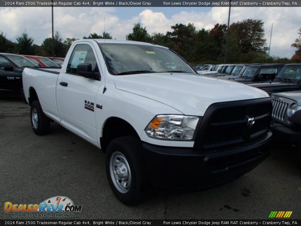 2014 Ram 2500 Tradesman Regular Cab 4x4 Bright White / Black/Diesel Gray Photo #4