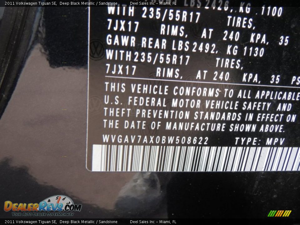 2011 Volkswagen Tiguan SE Deep Black Metallic / Sandstone Photo #14