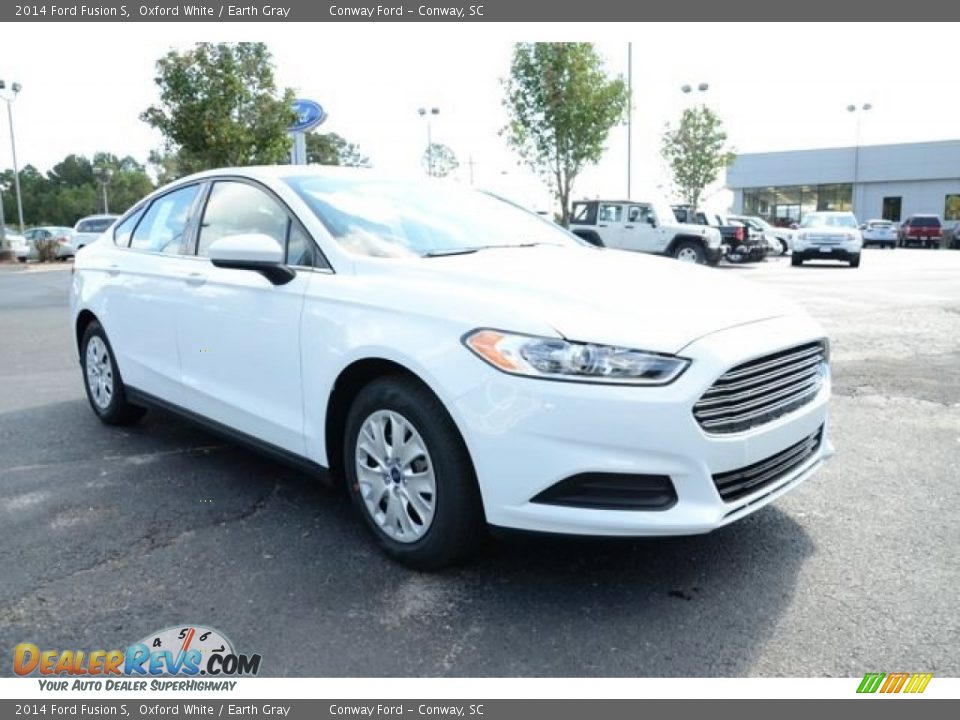 2014 Ford Fusion S Oxford White / Earth Gray Photo #3
