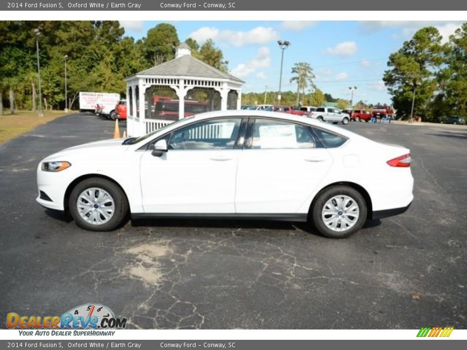 2014 Ford Fusion S Oxford White / Earth Gray Photo #8