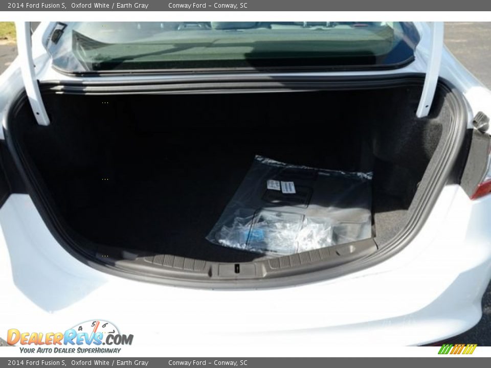 2014 Ford Fusion S Oxford White / Earth Gray Photo #13