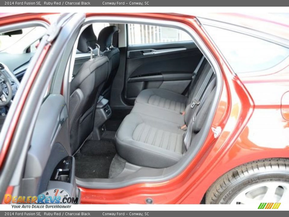 2014 Ford Fusion SE Ruby Red / Charcoal Black Photo #12