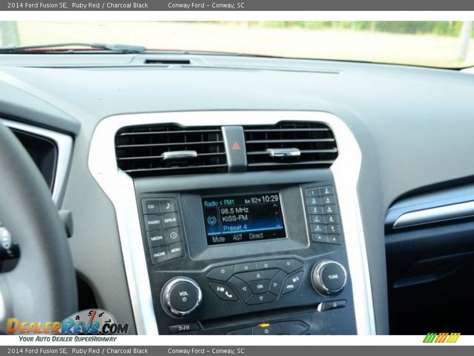 2014 Ford Fusion SE Ruby Red / Charcoal Black Photo #26