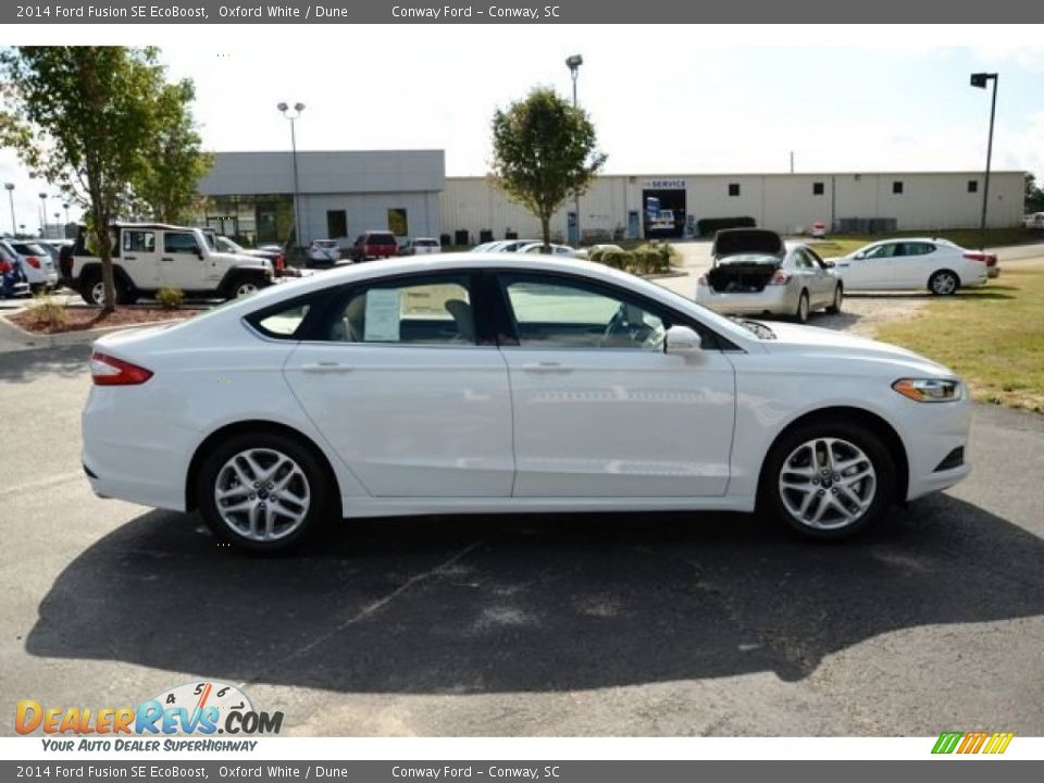 2014 Ford Fusion SE EcoBoost Oxford White / Dune Photo #4