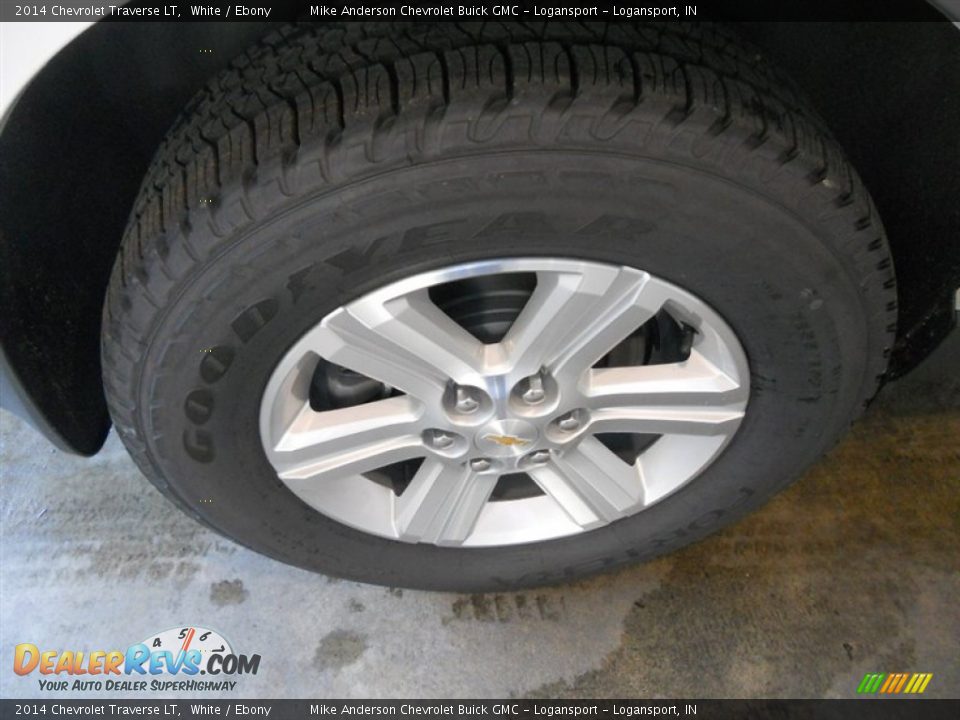 2014 Chevrolet Traverse LT White / Ebony Photo #5