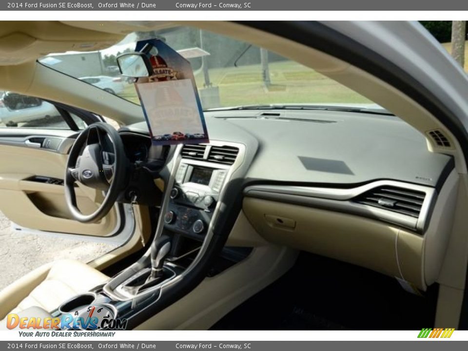 2014 Ford Fusion SE EcoBoost Oxford White / Dune Photo #18