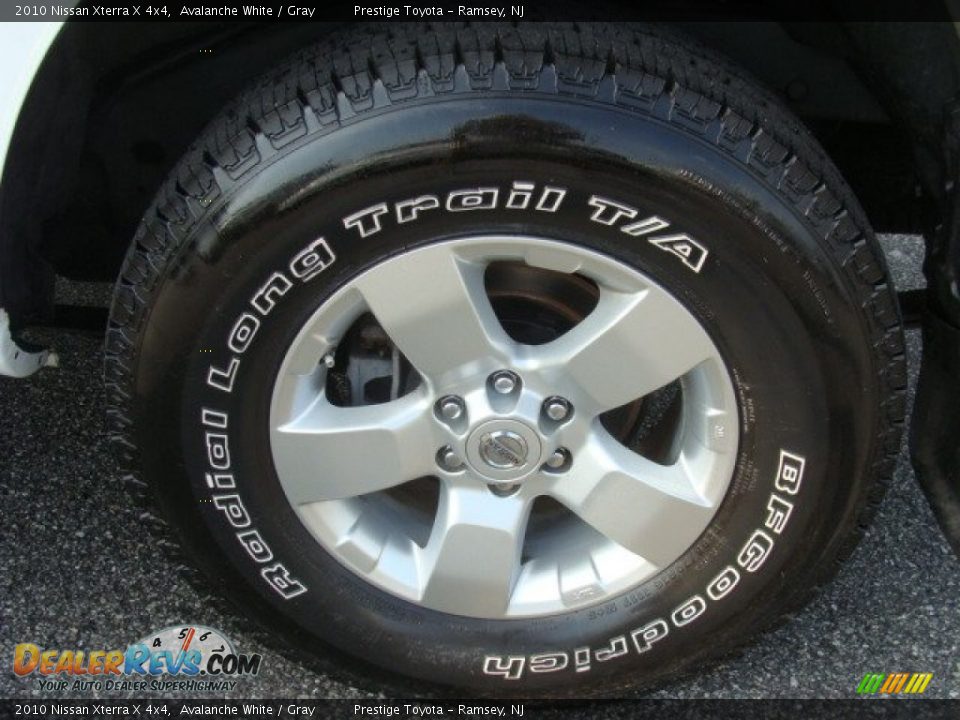 2010 Nissan Xterra X 4x4 Avalanche White / Gray Photo #14
