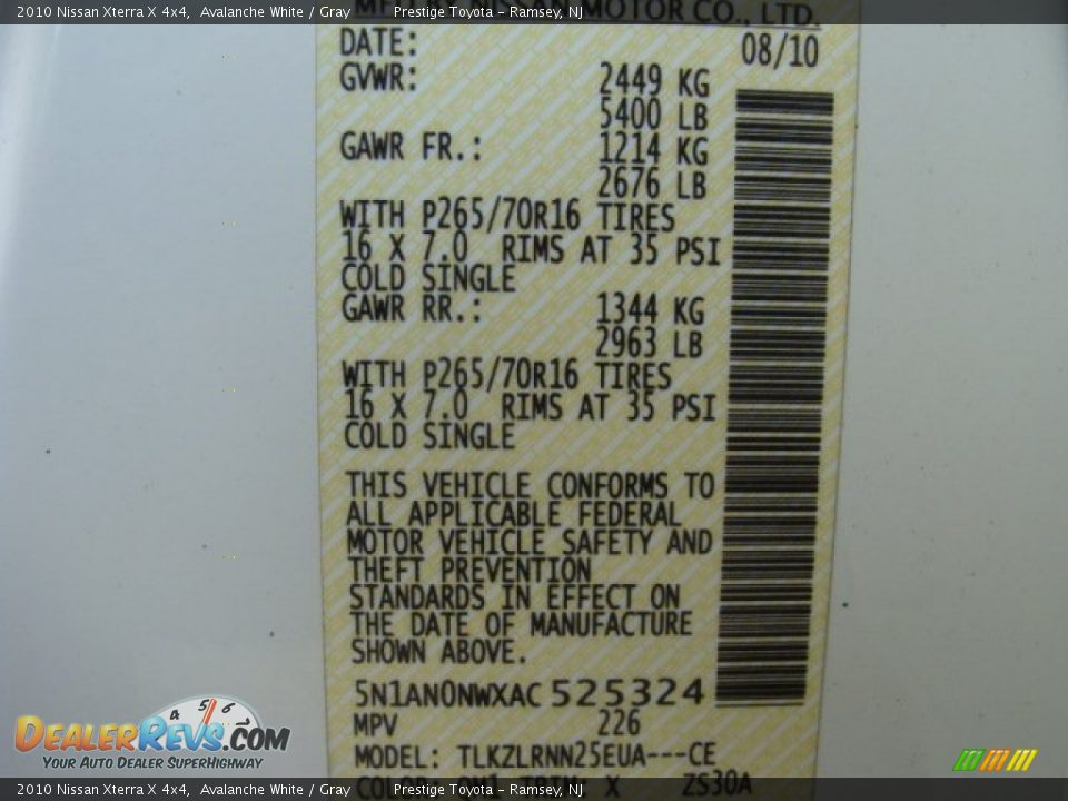 2010 Nissan Xterra X 4x4 Avalanche White / Gray Photo #15