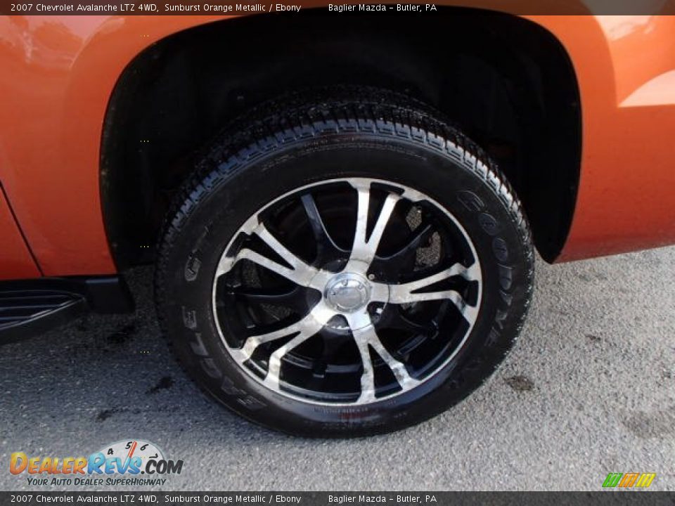 2007 Chevrolet Avalanche LTZ 4WD Sunburst Orange Metallic / Ebony Photo #7