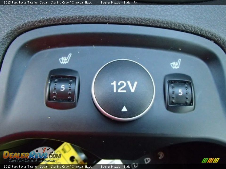 2013 Ford Focus Titanium Sedan Sterling Gray / Charcoal Black Photo #20