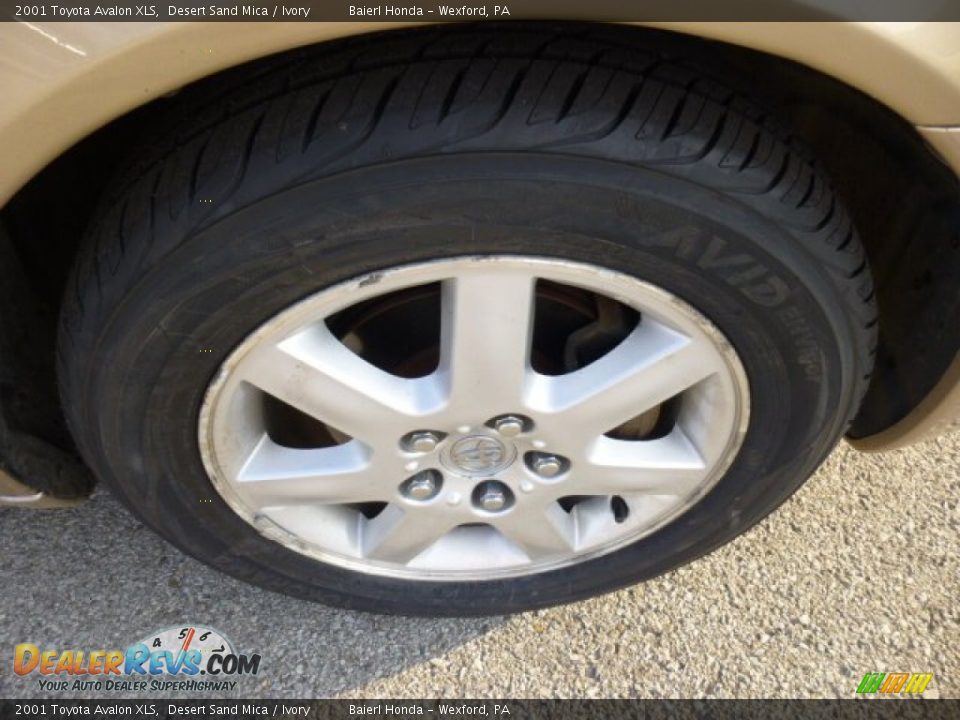 2001 Toyota Avalon XLS Desert Sand Mica / Ivory Photo #9