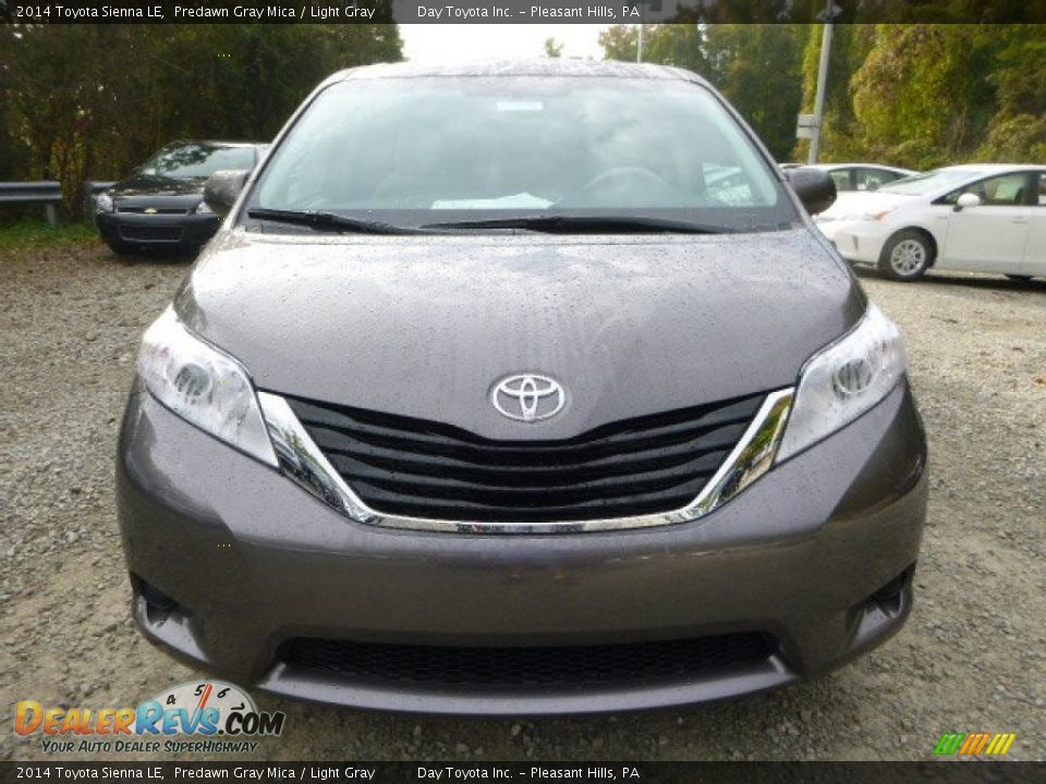 2014 Toyota Sienna LE Predawn Gray Mica / Light Gray Photo #8