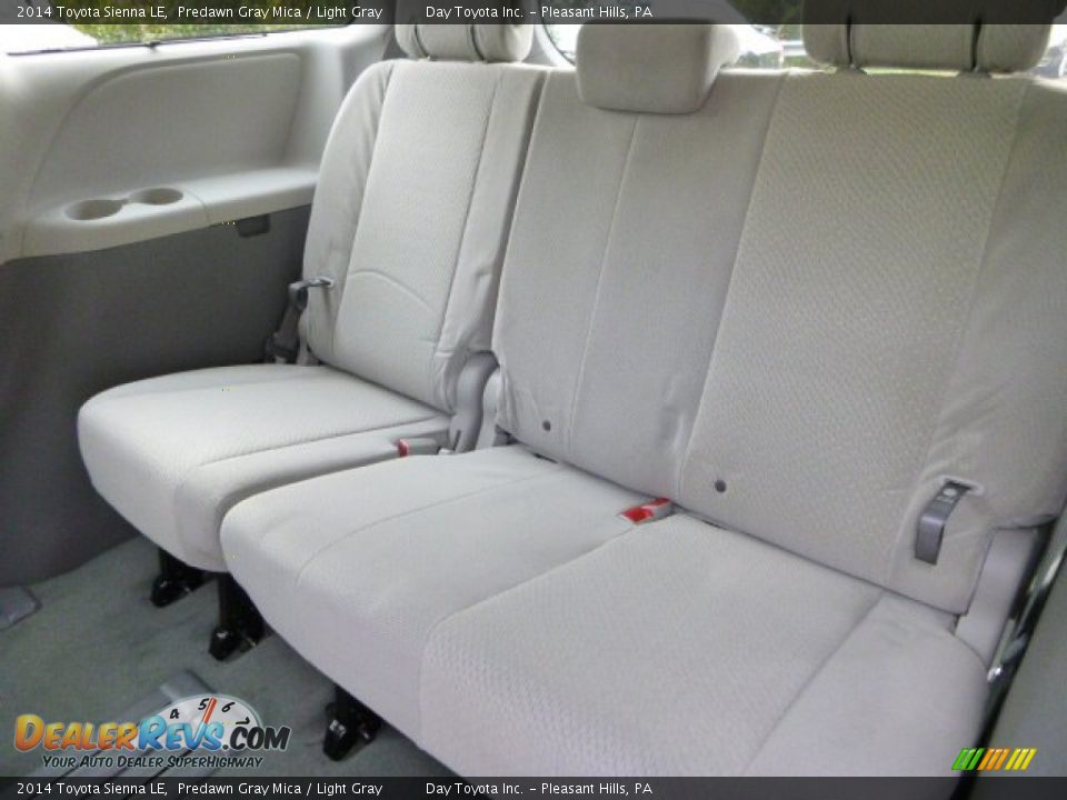 2014 Toyota Sienna LE Predawn Gray Mica / Light Gray Photo #12