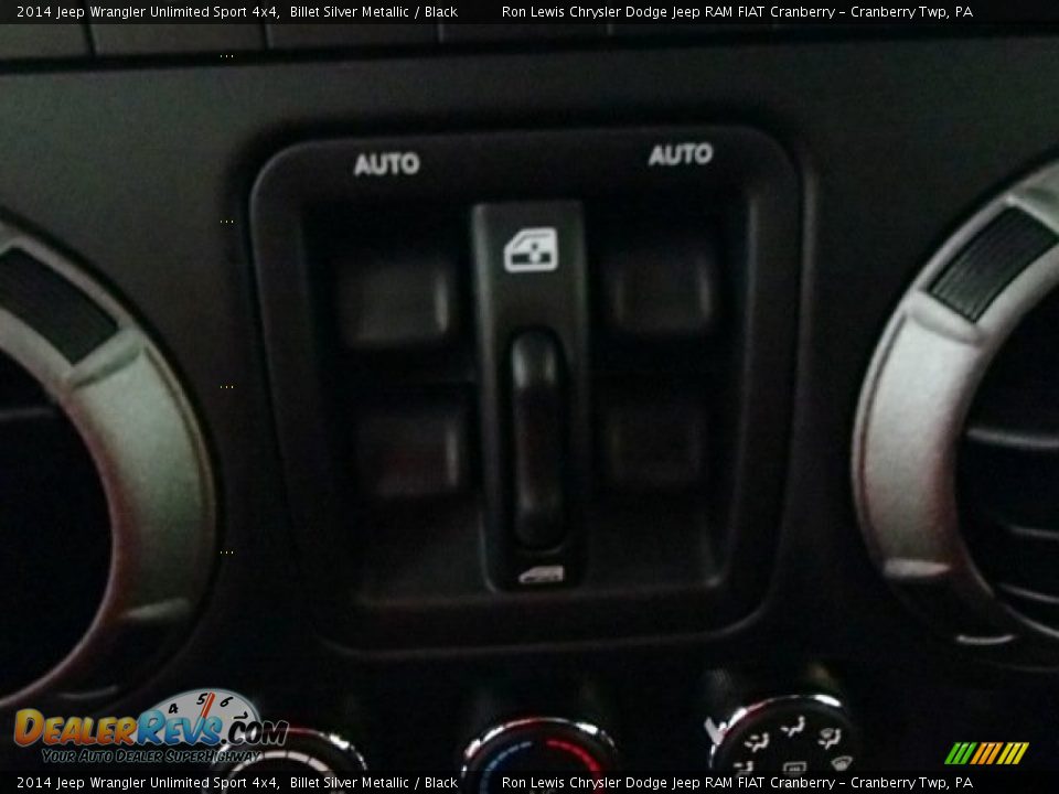 2014 Jeep Wrangler Unlimited Sport 4x4 Billet Silver Metallic / Black Photo #16
