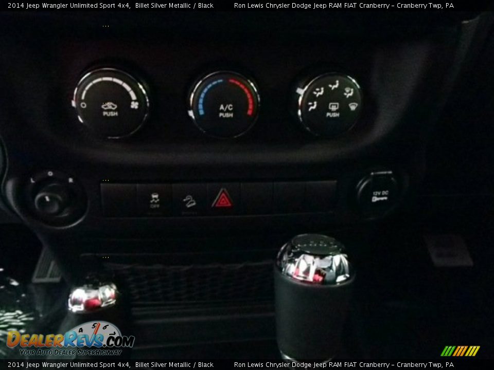 2014 Jeep Wrangler Unlimited Sport 4x4 Billet Silver Metallic / Black Photo #17