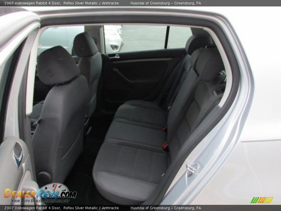 2007 Volkswagen Rabbit 4 Door Reflex Silver Metallic / Anthracite Photo #20