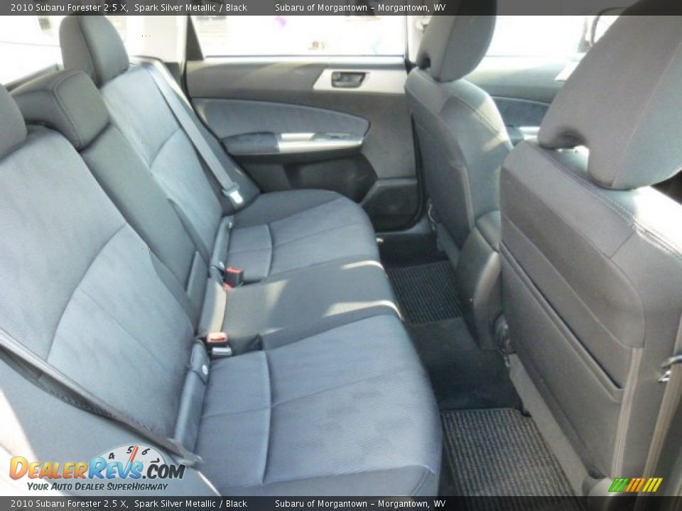2010 Subaru Forester 2.5 X Spark Silver Metallic / Black Photo #5