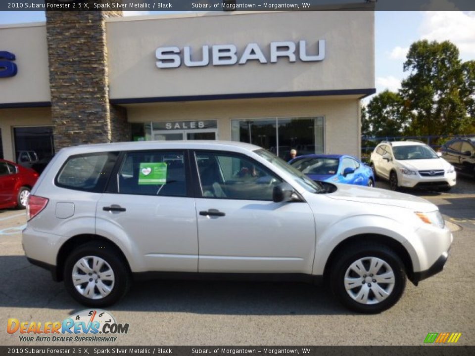 2010 Subaru Forester 2.5 X Spark Silver Metallic / Black Photo #12