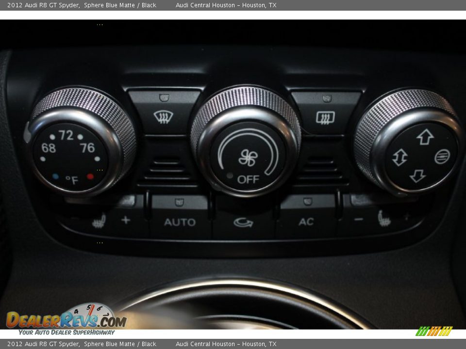 Controls of 2012 Audi R8 GT Spyder Photo #30
