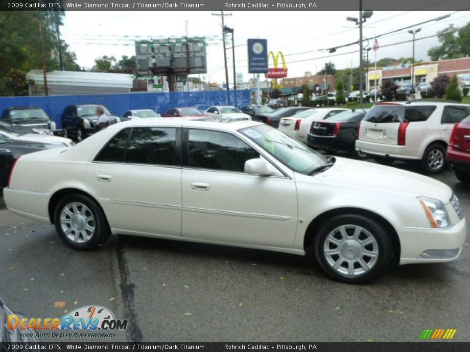 2009 Cadillac DTS White Diamond Tricoat / Titanium/Dark Titanium Photo #14