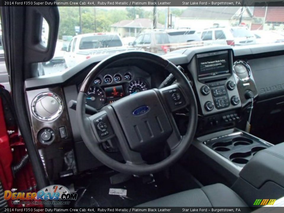 Dashboard of 2014 Ford F350 Super Duty Platinum Crew Cab 4x4 Photo #13