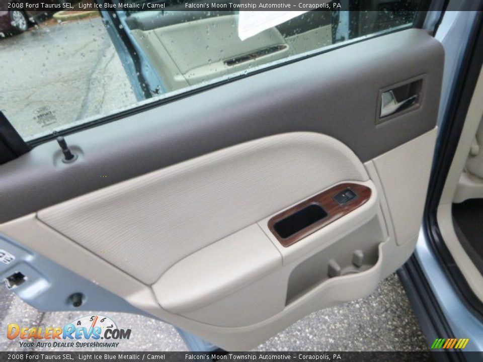 2008 Ford Taurus SEL Light Ice Blue Metallic / Camel Photo #19