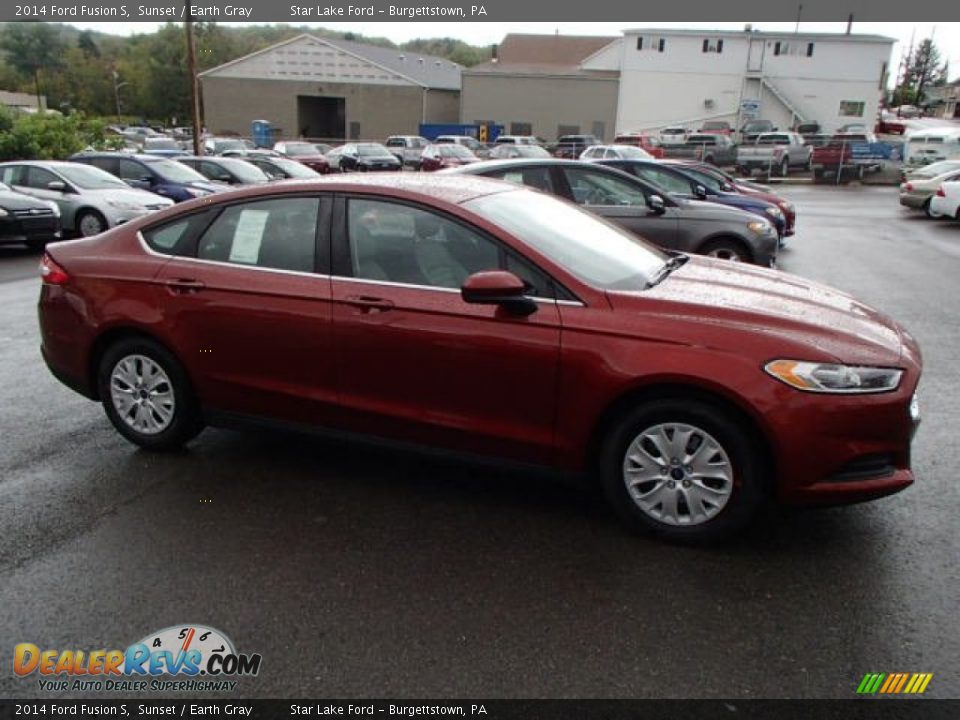 2014 Ford Fusion S Sunset / Earth Gray Photo #4