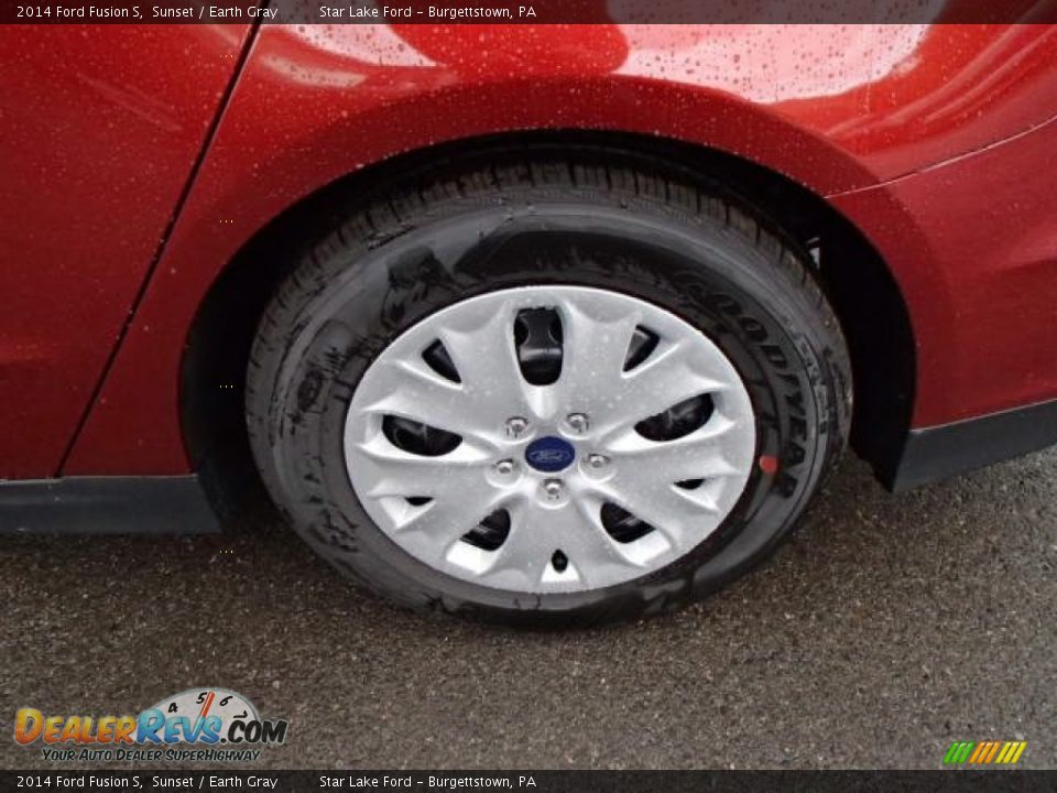 2014 Ford Fusion S Sunset / Earth Gray Photo #9