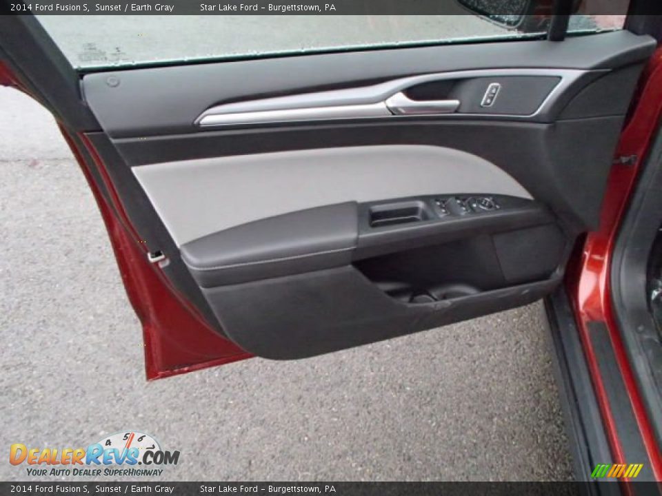 2014 Ford Fusion S Sunset / Earth Gray Photo #11