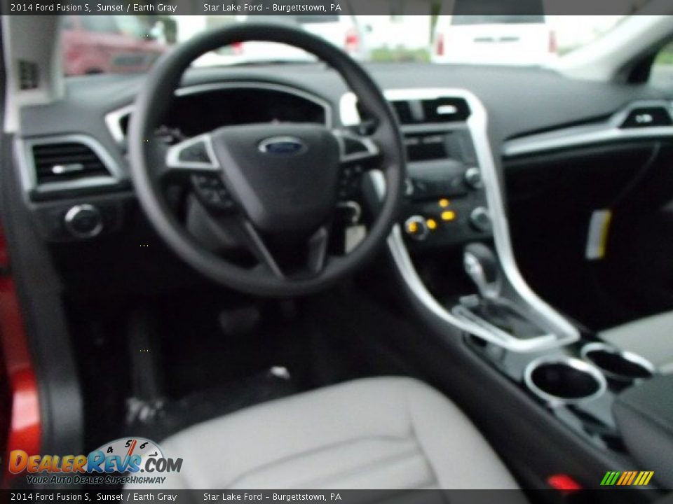 2014 Ford Fusion S Sunset / Earth Gray Photo #14