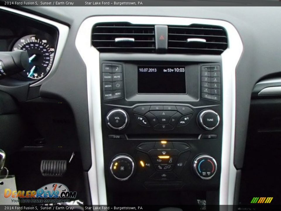 2014 Ford Fusion S Sunset / Earth Gray Photo #16