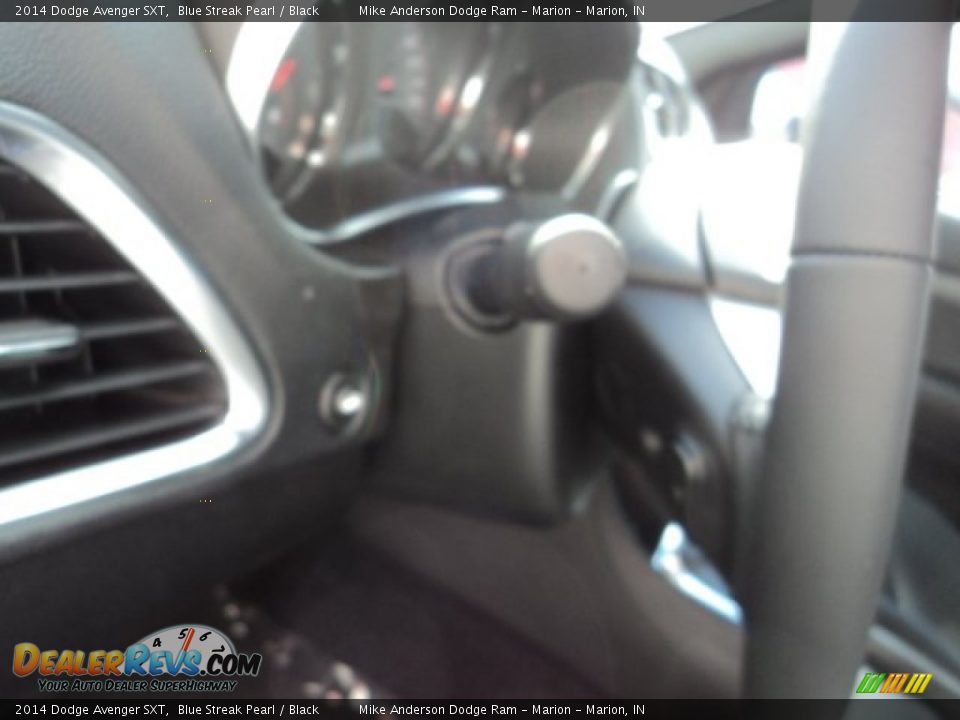 2014 Dodge Avenger SXT Blue Streak Pearl / Black Photo #12