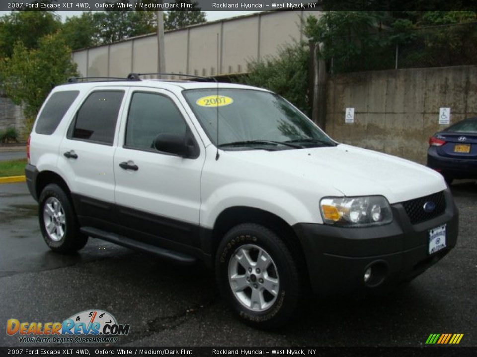 2007 Ford Escape XLT 4WD Oxford White / Medium/Dark Flint Photo #3