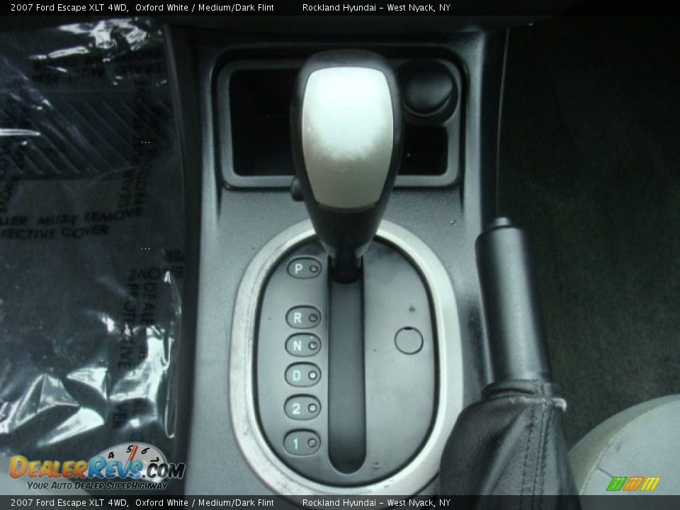 2007 Ford Escape XLT 4WD Oxford White / Medium/Dark Flint Photo #19
