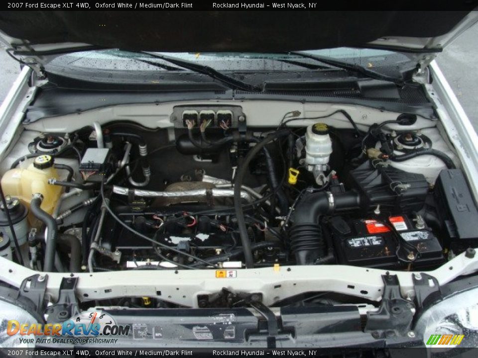 2007 Ford Escape XLT 4WD Oxford White / Medium/Dark Flint Photo #30