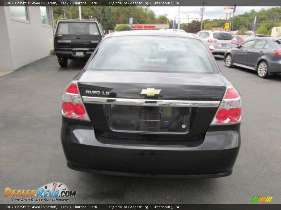 2007 Chevrolet Aveo LS Sedan Black / Charcoal Black Photo #7