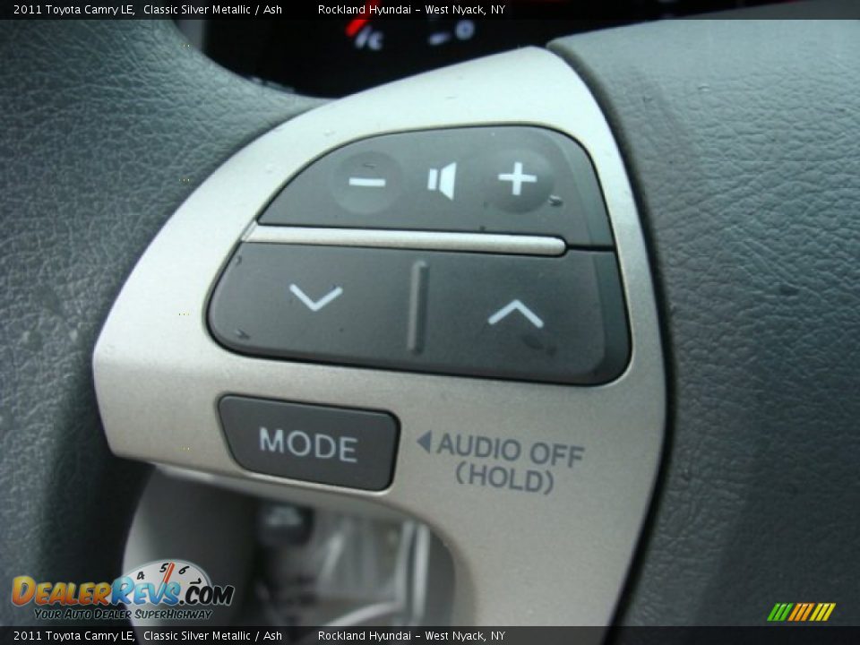 2011 Toyota Camry LE Classic Silver Metallic / Ash Photo #14